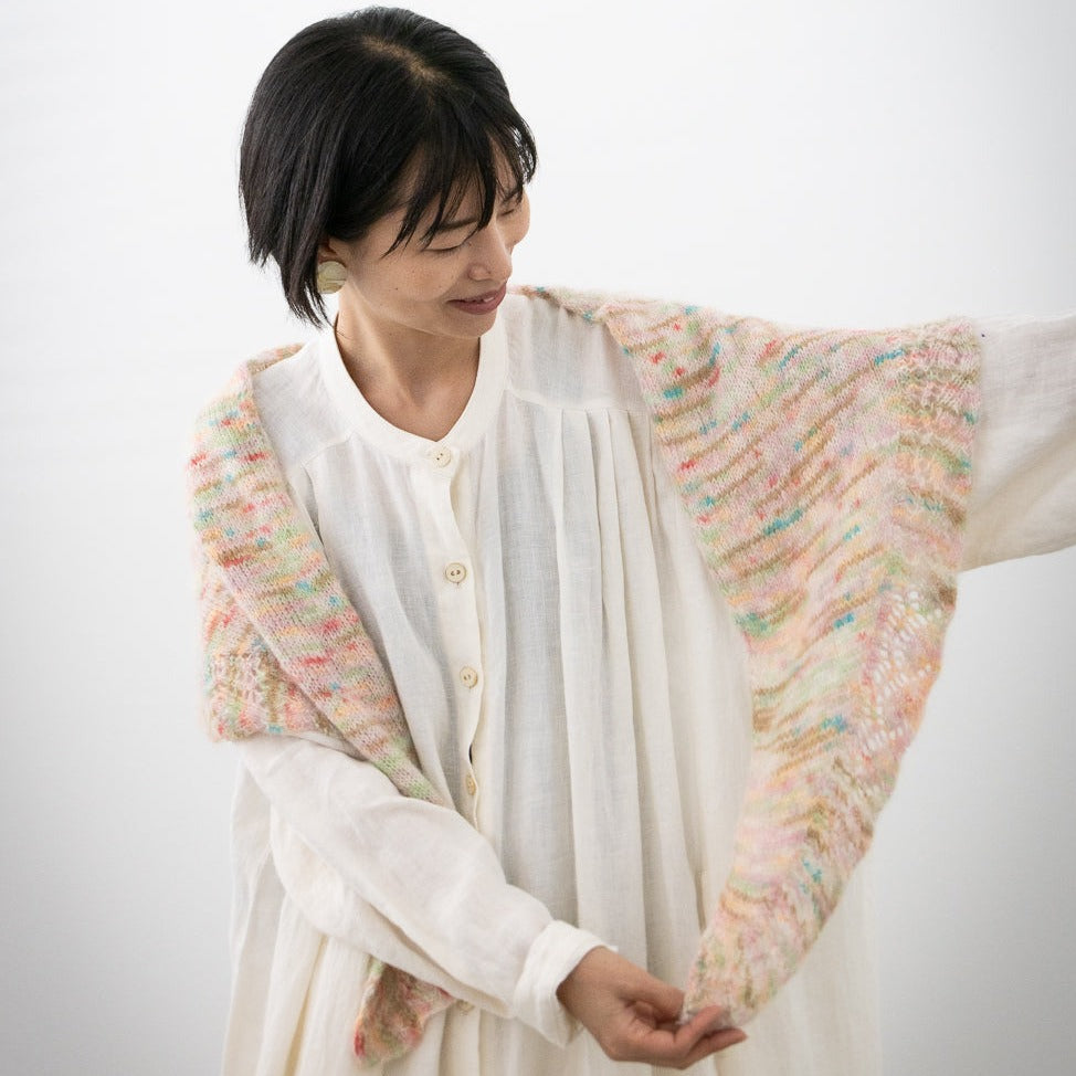 Hajimari Shawl Kit - Flutter Handdyed - (Japanese/ English PDF)