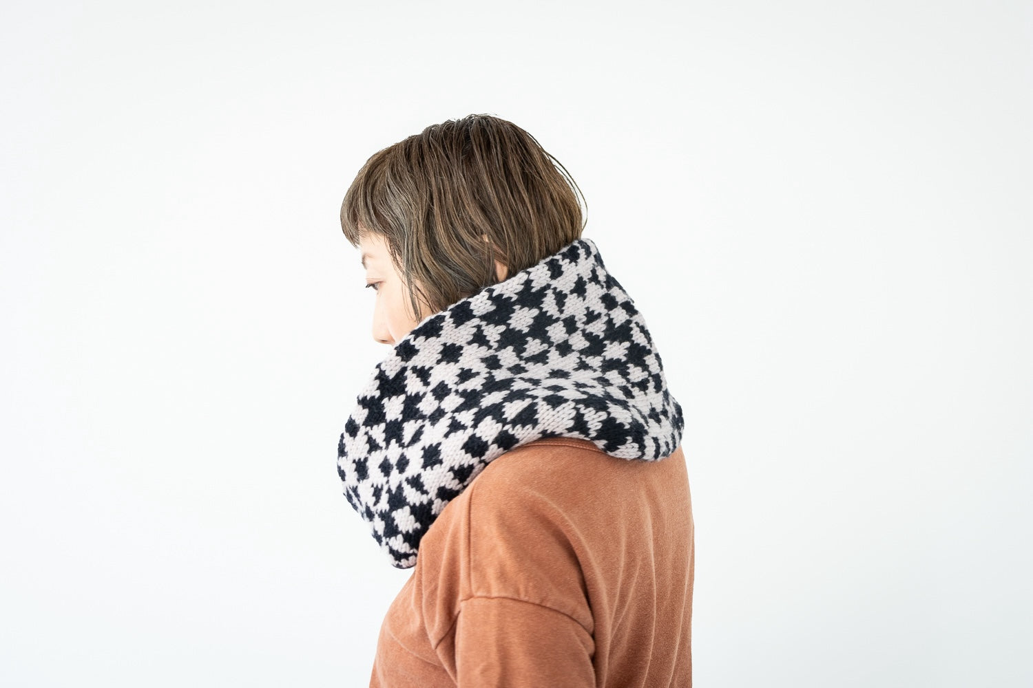 Frame Your Face Cowl Kit -Waltz- (PDF Japanese pattern)