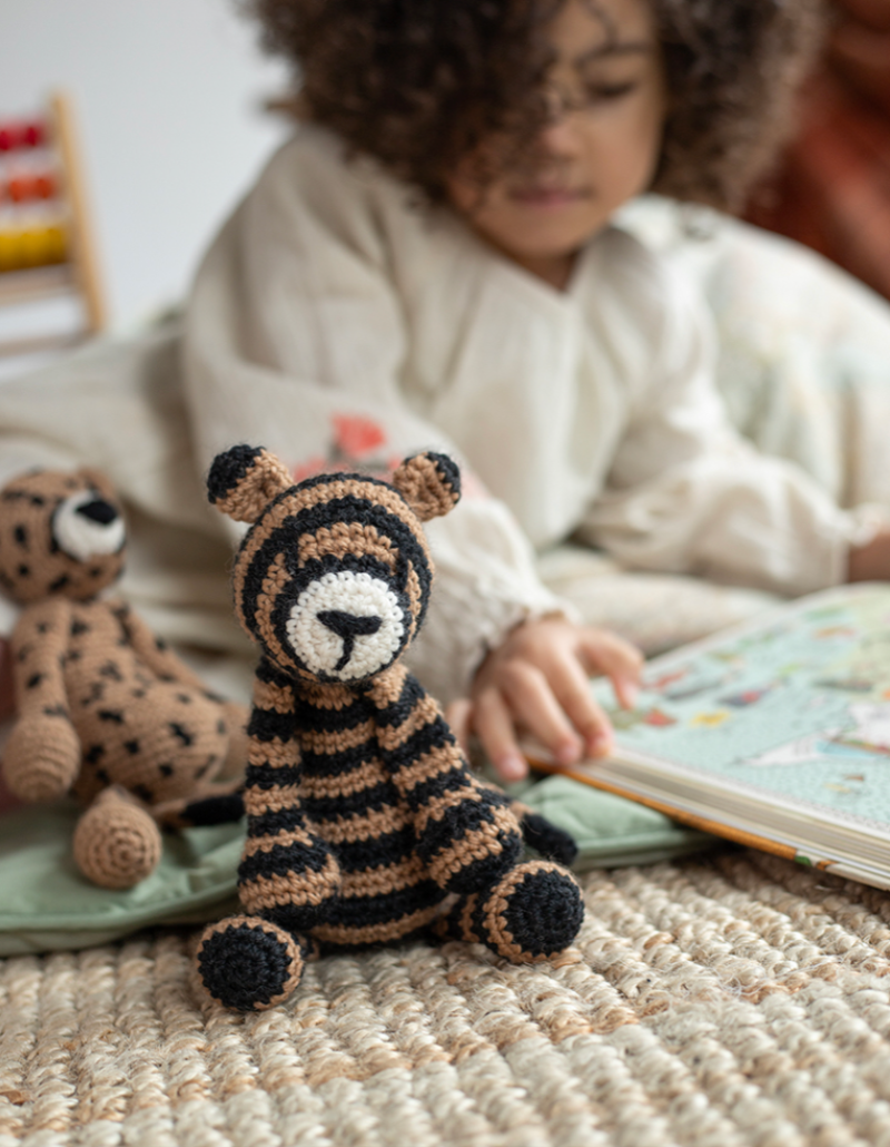 LAURENCE (ローレンス) -トラ-