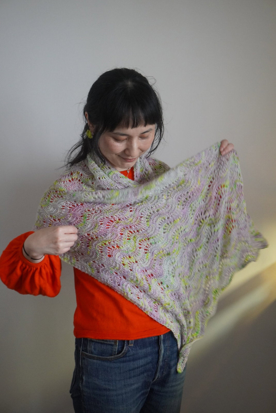 Leo Shawl キット -Parade Handdyed-（PDF版日本語文章パターン付き）
