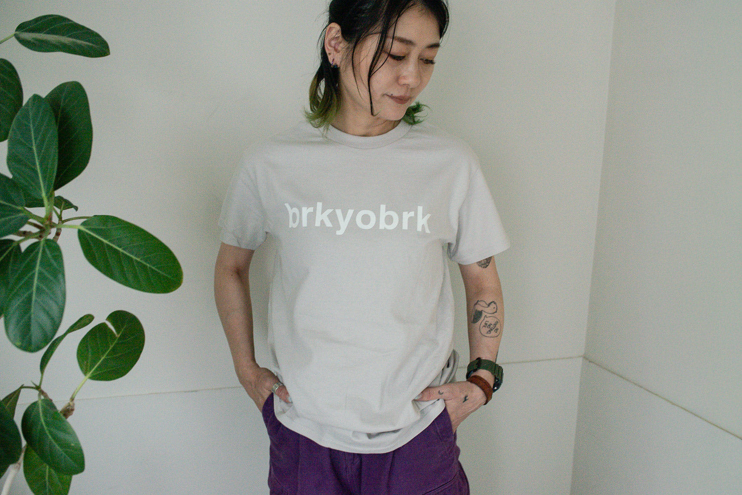 amirisu オリジナルTシャツ -brkyobrk-