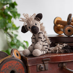 GINA(ジーナ) -ハイエナ-