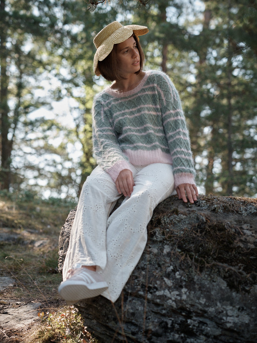Laine Magazine Vol. 28