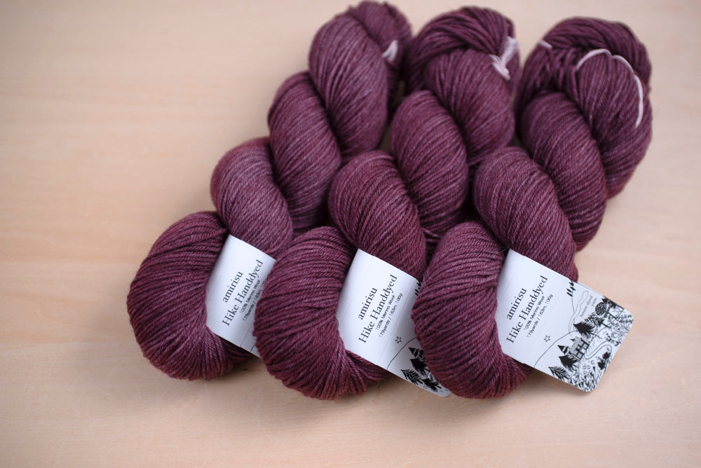 amirisu Hike Hand-dyed