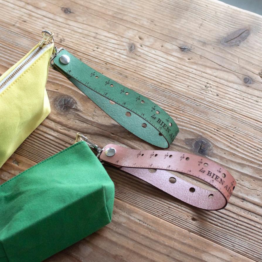 La Bien Aimée + amirisu Ruler Wristlet