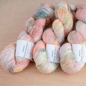 のうさぎはにかむ