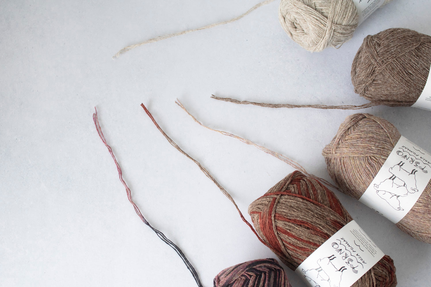 Retrosaria Rosa Pomar Terno