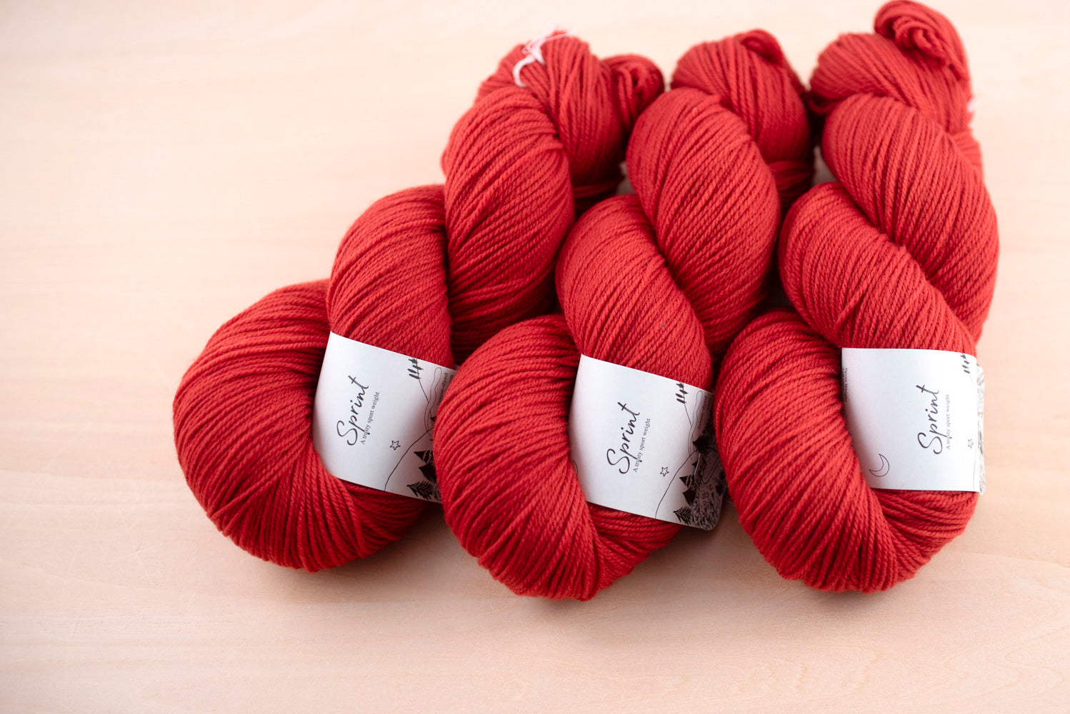 スピックアンドスパン　カシミヤエンブロイダリーニット　HOPE刺繍　レッド Sprint Handdyed - amirisu online store