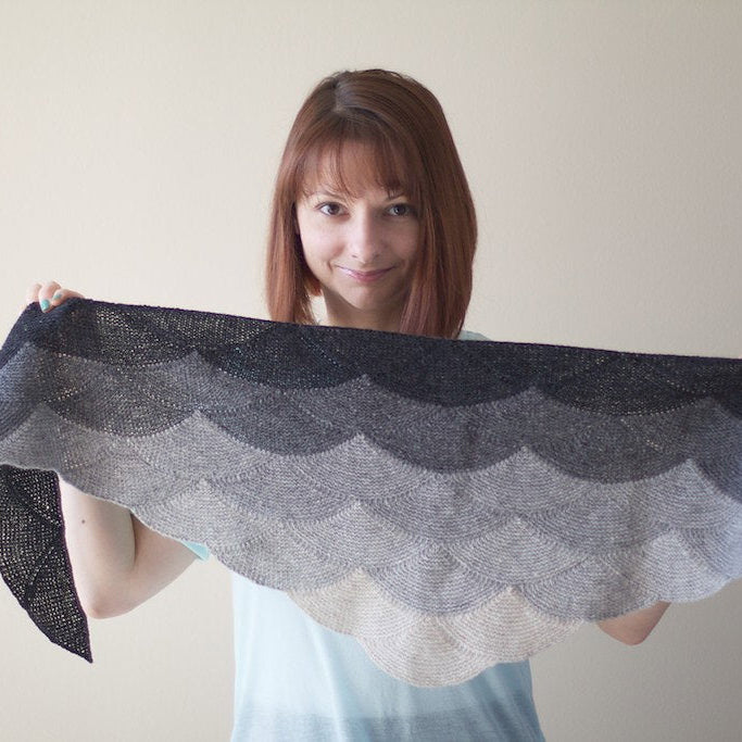 Aranami Shawl キット -Parade-（PDF版日本語文章パターン付き）