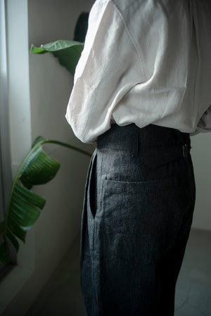 Sakurashi trousers (Ash dyeing linen)/ ASEEDONCLÖUD