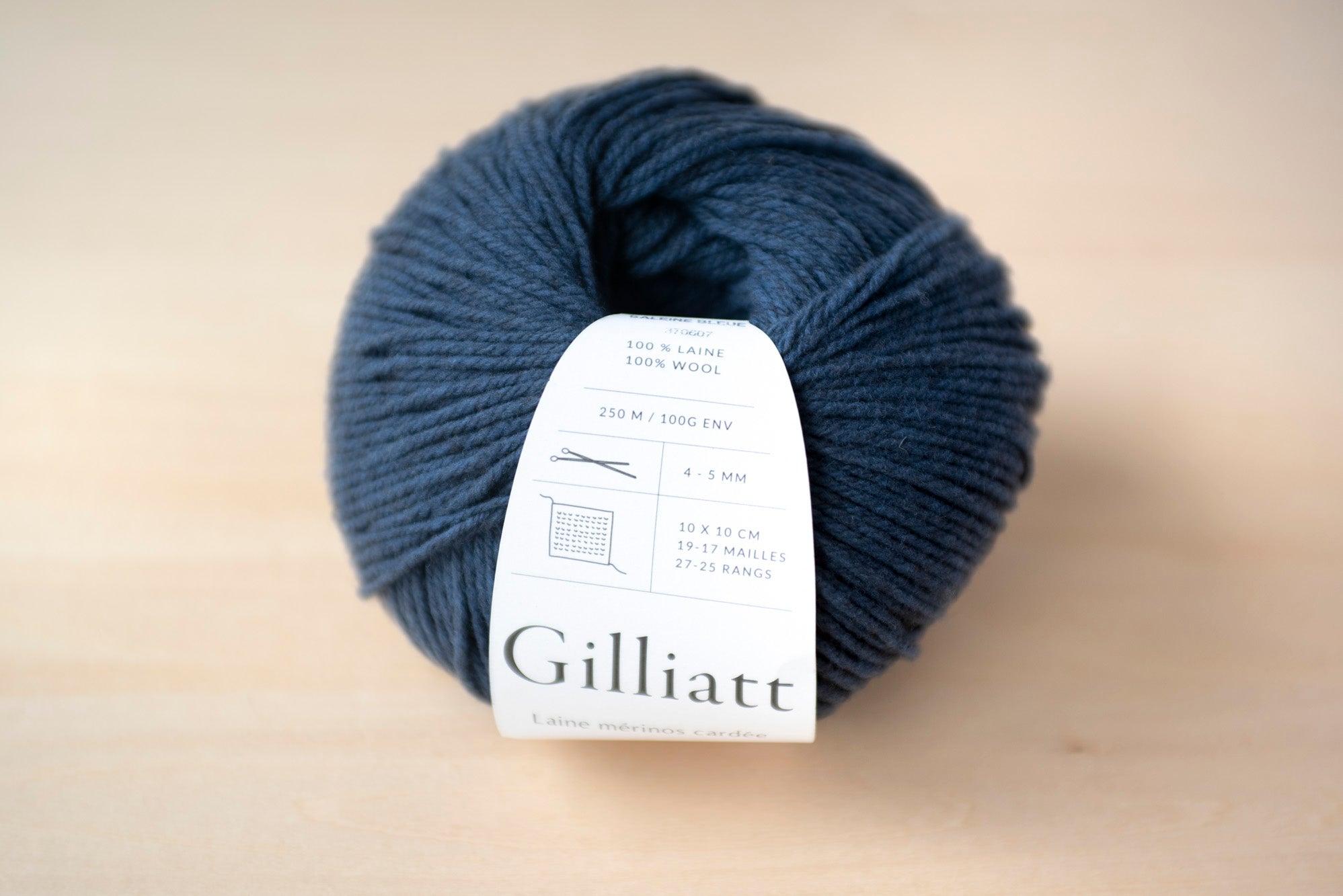 Laura Vest kit (with Japanese sentence pattern)