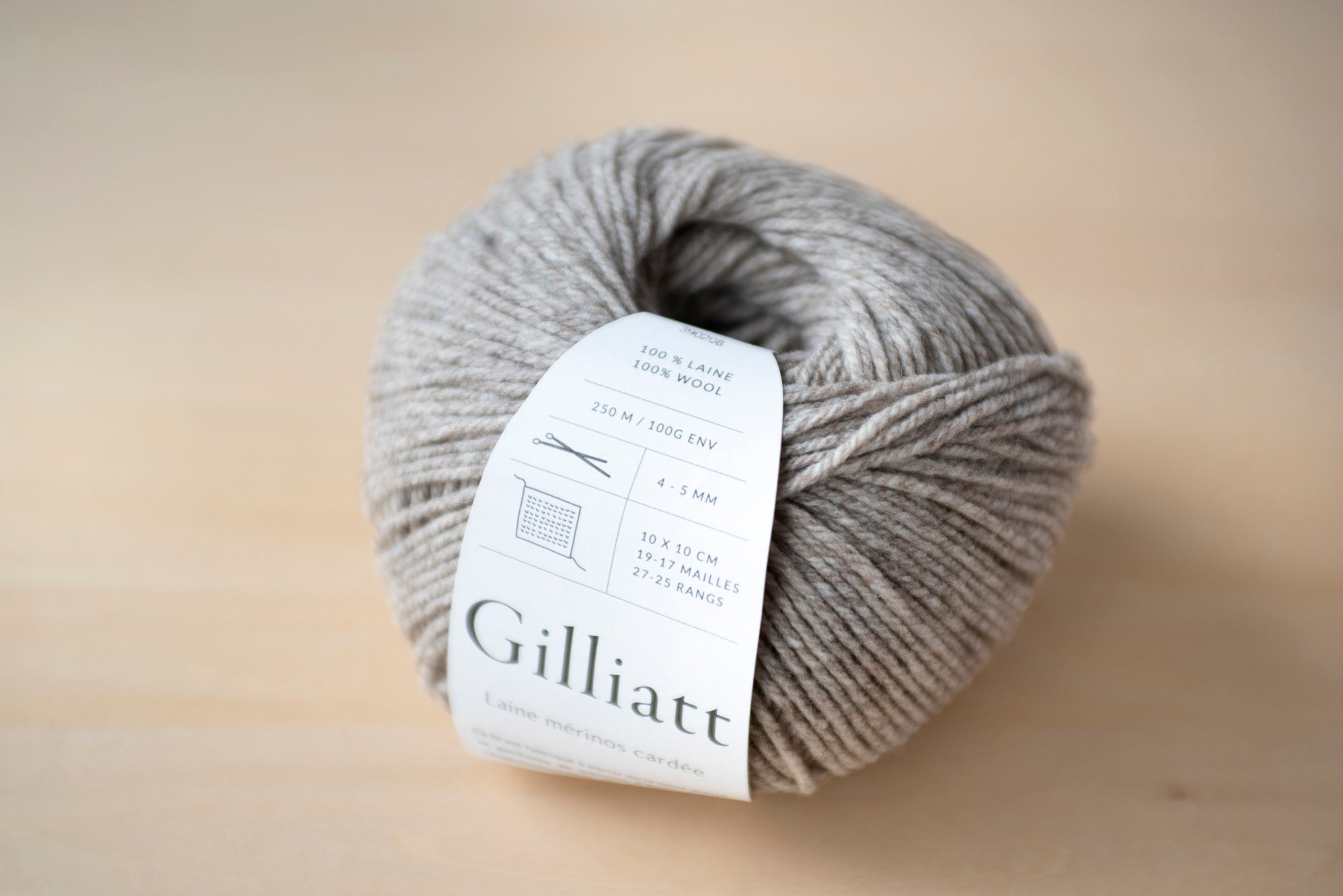 Laura Vest kit (with Japanese sentence pattern)