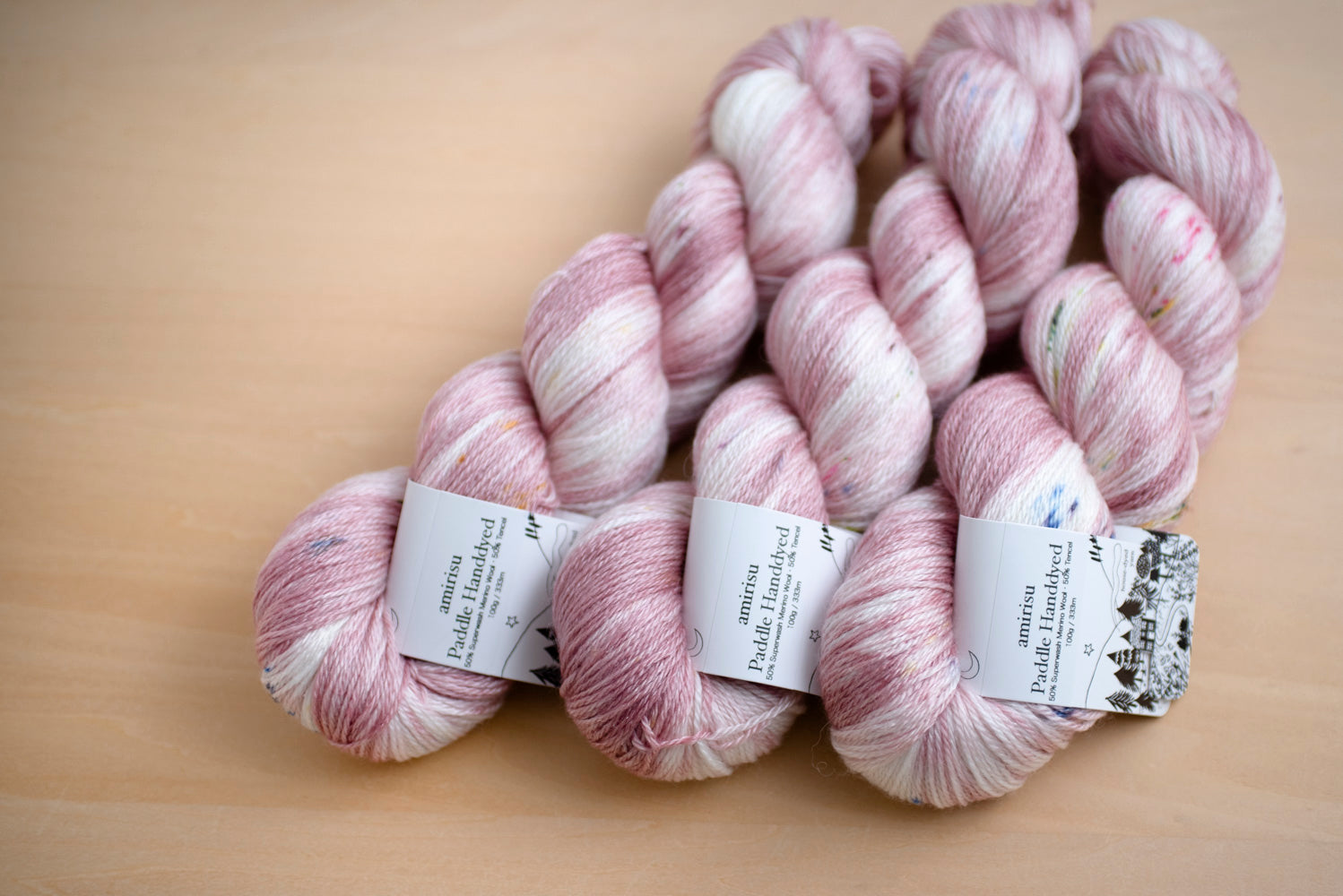 古典 amirisu PaddleHanddyed Pyrargyrite 3かせ - 素材/材料